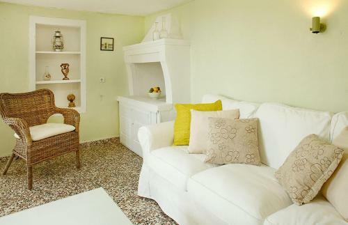 Villa Vainas House