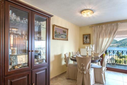 Luxury Townhouse And Town Apartment