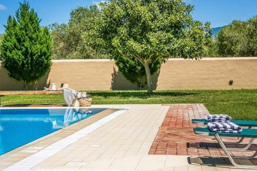 Fokata Villa Sleeps 4 Pool Air Con Wifi