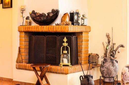 Villa Secluded Residence With Fireplace Close To Beach