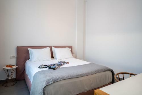 Apartamento Thira Gold Suites