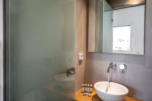 Apartamento Thira Gold Suites