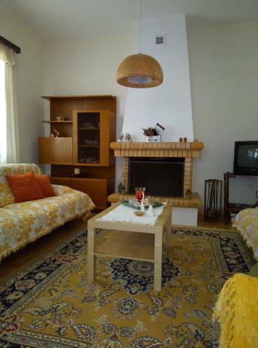 Korinthiakos View Villa