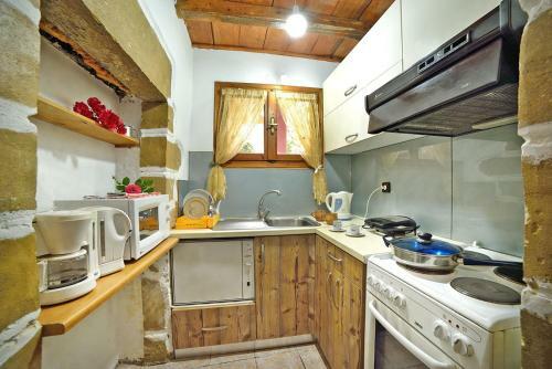 Topolia 1 Bedroom Villa