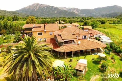 Hostal Orange Apartments