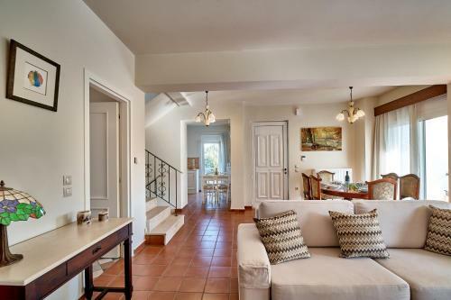 Villa Charma - Wonderful Villa With Private Pool And Garden