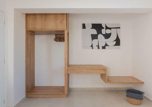 Hostal Costa Vasia Suites And Apartments