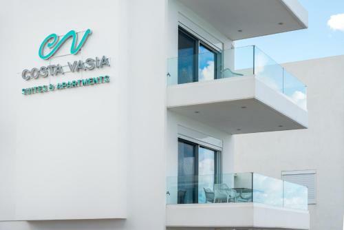 Hostal Costa Vasia Suites And Apartments