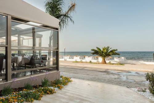 Epos Luxury Beach Hotel / Adults Only 16+