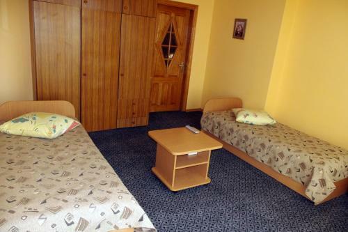 Hostal Turn? Guest House