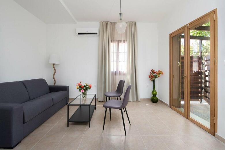 Ariadni Apartments