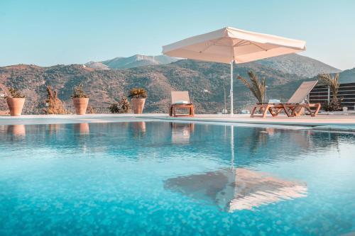Ksirokampos Villa Sleeps 10 With Pool And Air Con