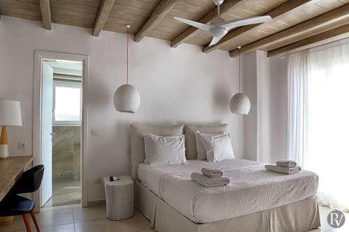 Agrari Villa Sleeps 24 With Pool Air Con And Wifi