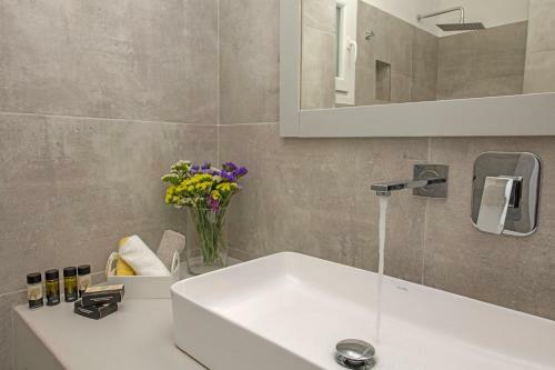 Serene Villa By Stylish Stays