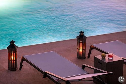 Costa Ilios Villa Sleeps 16 With Pool And Air Con