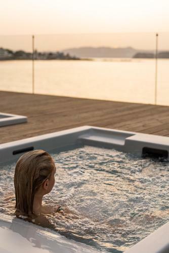 Glaros Luxury Villa