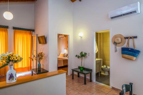 Theos Holidays Apartments