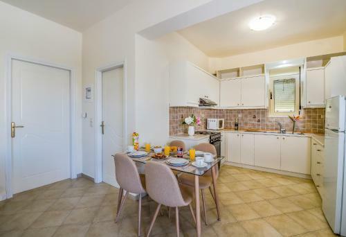 Apartamento Dione Apt. With Terrace