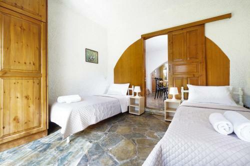 Golden Sea Villa