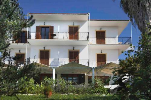 Liana Apartments Arillas