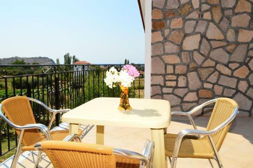 Hostal Room In Apartment - Elegant Studio For 2 People With Many Amenities