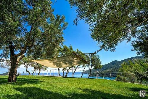 Limni Keriou Villa Sleeps 8 Wifi