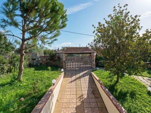 Enchanting Villa In Chalcis With Terrace