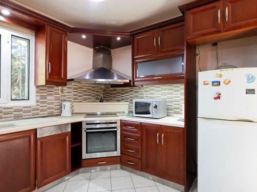 Enchanting Villa In Chalcis With Terrace