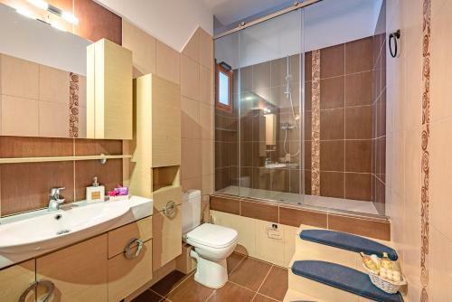 Varvara Villa Sleeps 4 With Pool Air Con And Wifi