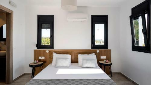 Kiotari Akti Beachfront Villas