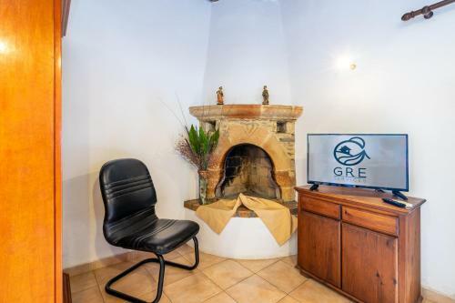 Deluca Villa Traditional Stone House