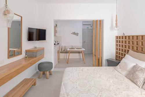 Deluxe Apartment Over The Sea