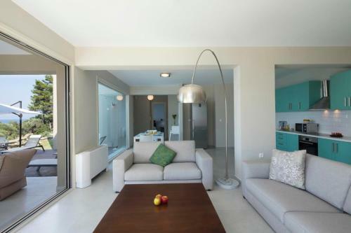Boukaris Villa Sleeps 8 Pool Air Con Wifi
