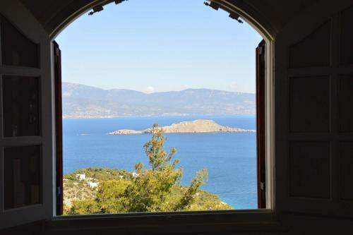 Villa Iokasti (sea View)