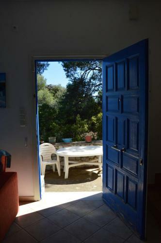 Villa Iokasti (sea View)