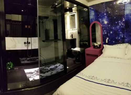 Hostal Star City Hotel