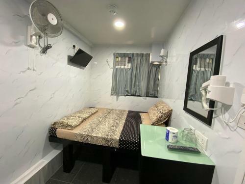 Hostal Vienna Hostel