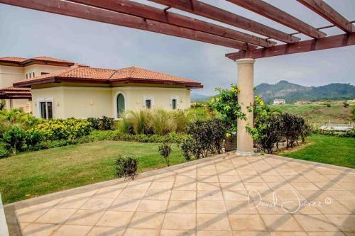 Villa Pearl Court 1111 At Pristine Bay