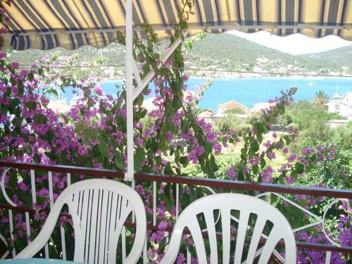 New And Completely Renovated Apartment (5+3)