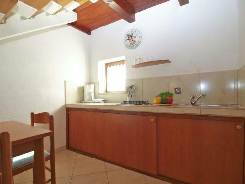 Apartments Helena 1992