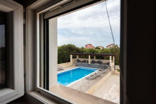 Hostal Apartments Karen