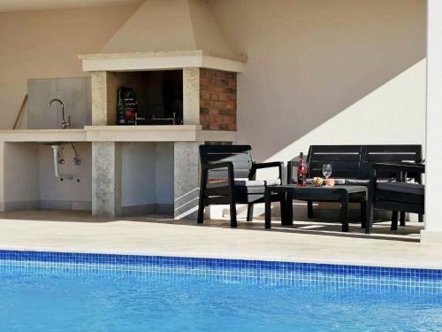 Modern Villa Insveti Lovrec Labinsk With Pool
