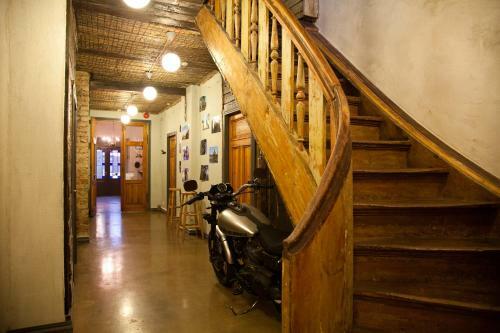 Hostal Two Wheels