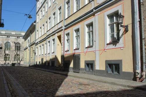Large Vacation Apartment In The Old Town