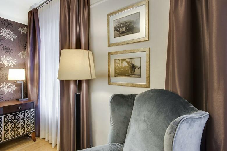 Semarah Hotel Metropole