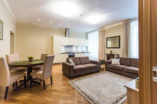 Upisha Street Lux Apartments
