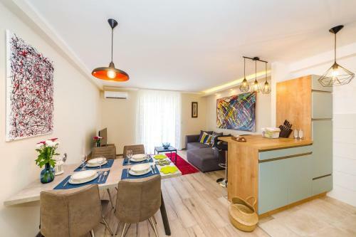 Apartamentos Ema 2br Apt. In Old Town Centre