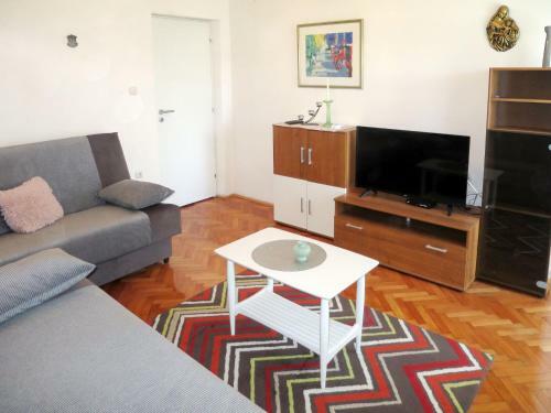Apartment Lucia - Zad116