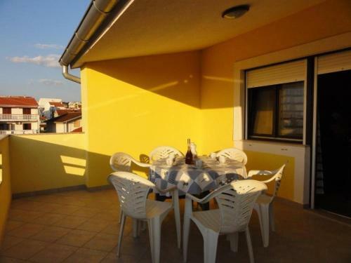 Apartments Vinko-100m From Beach
