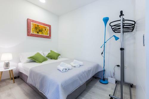 2sis Apartments